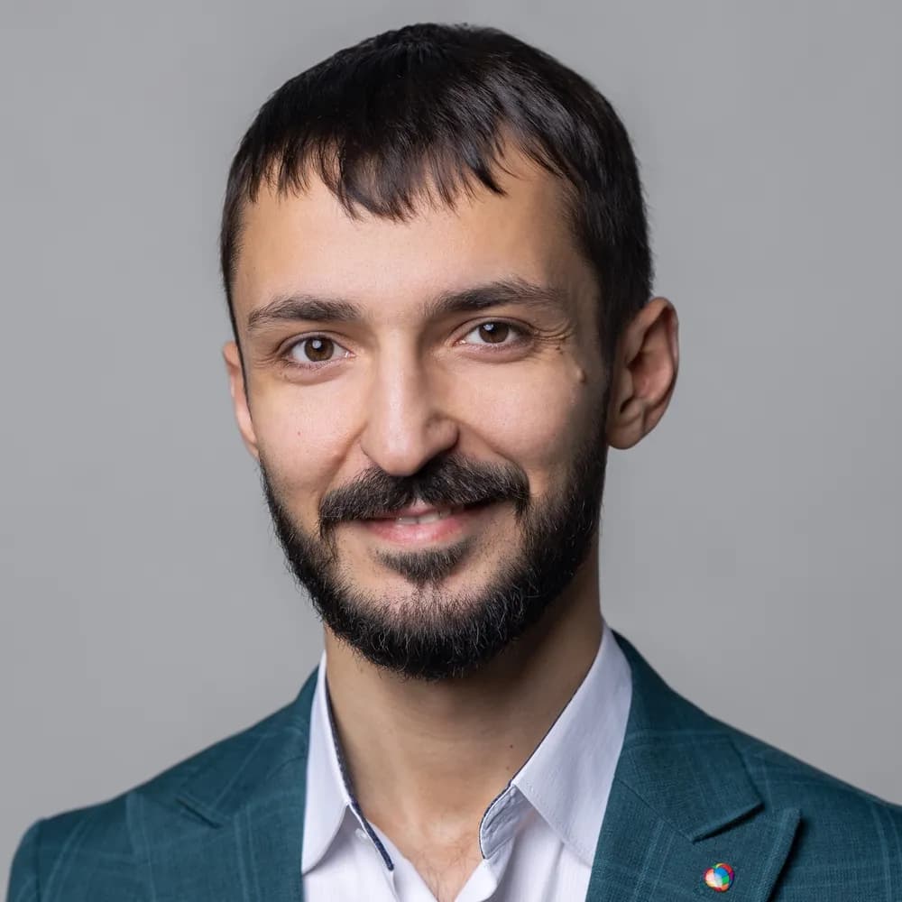 Михаил Вячеславович  Курушкин