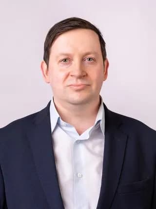 Петр Евгеньевич  Баланов